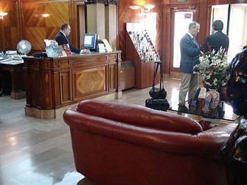 Hotel Lyon By Mh Buenos Aires